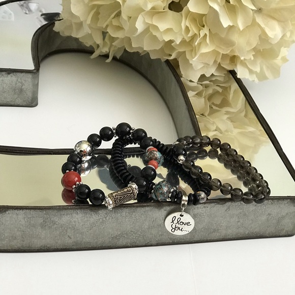 Beaded friendship bracelet, aquamarine - Picture 3 of 4